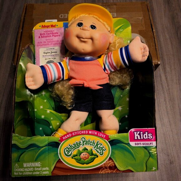 CABBAGE PATCH KIDS BORN June 26, Hayden Jemma with Birth Certificate - Picture 1 of 9